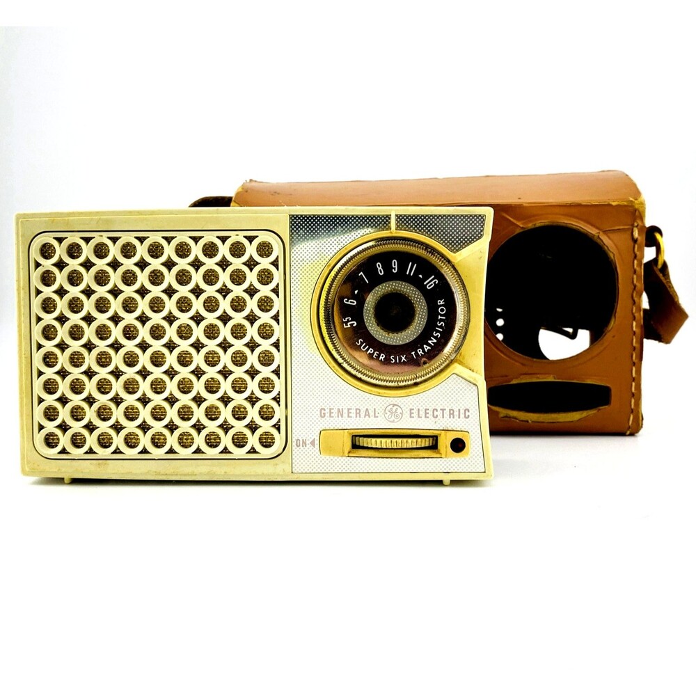 GE Super Six Transistor Radio P790B Vintage w Case Untested As Found